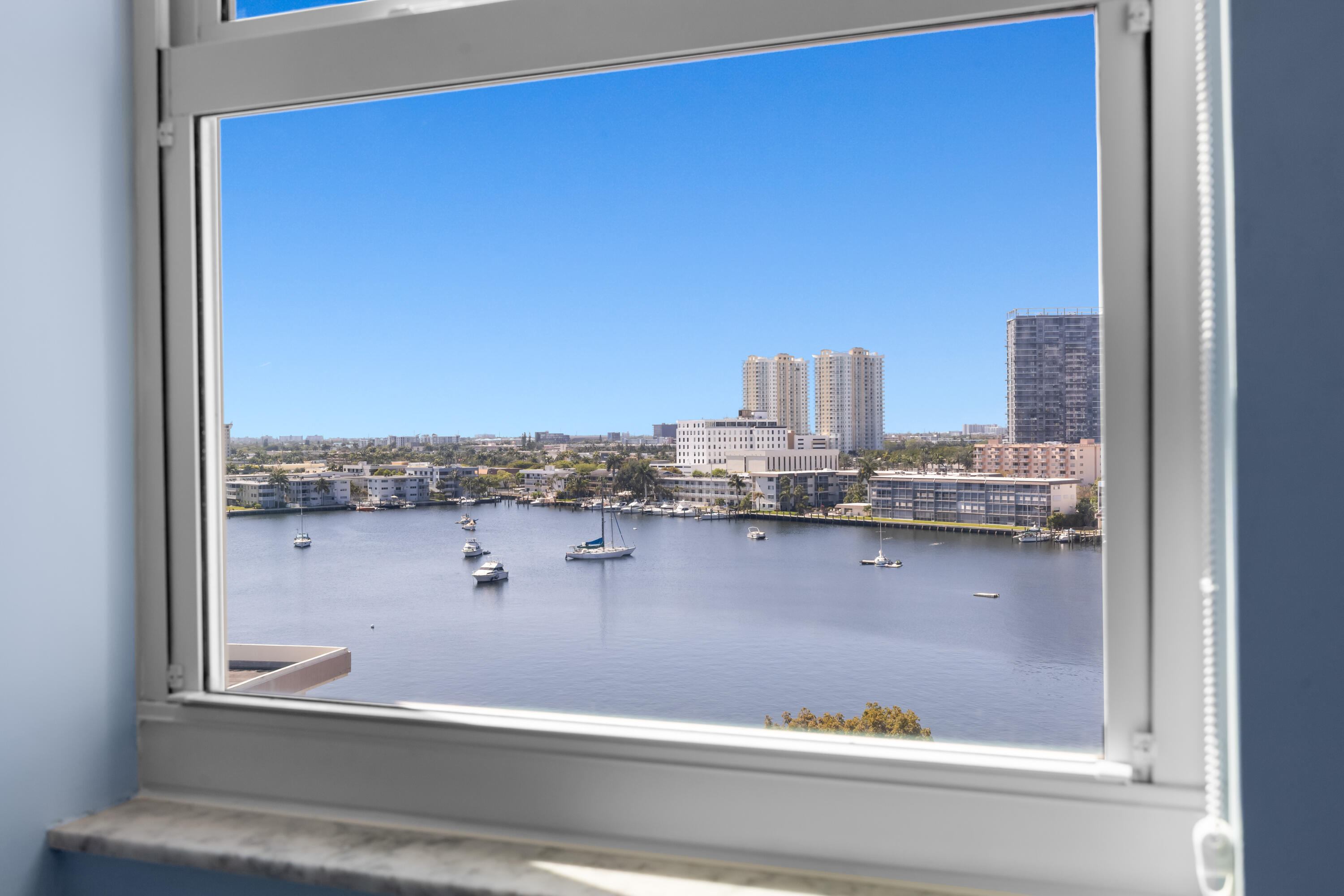 GOLDEN SURF TOWERS CONDO - Residential Lease