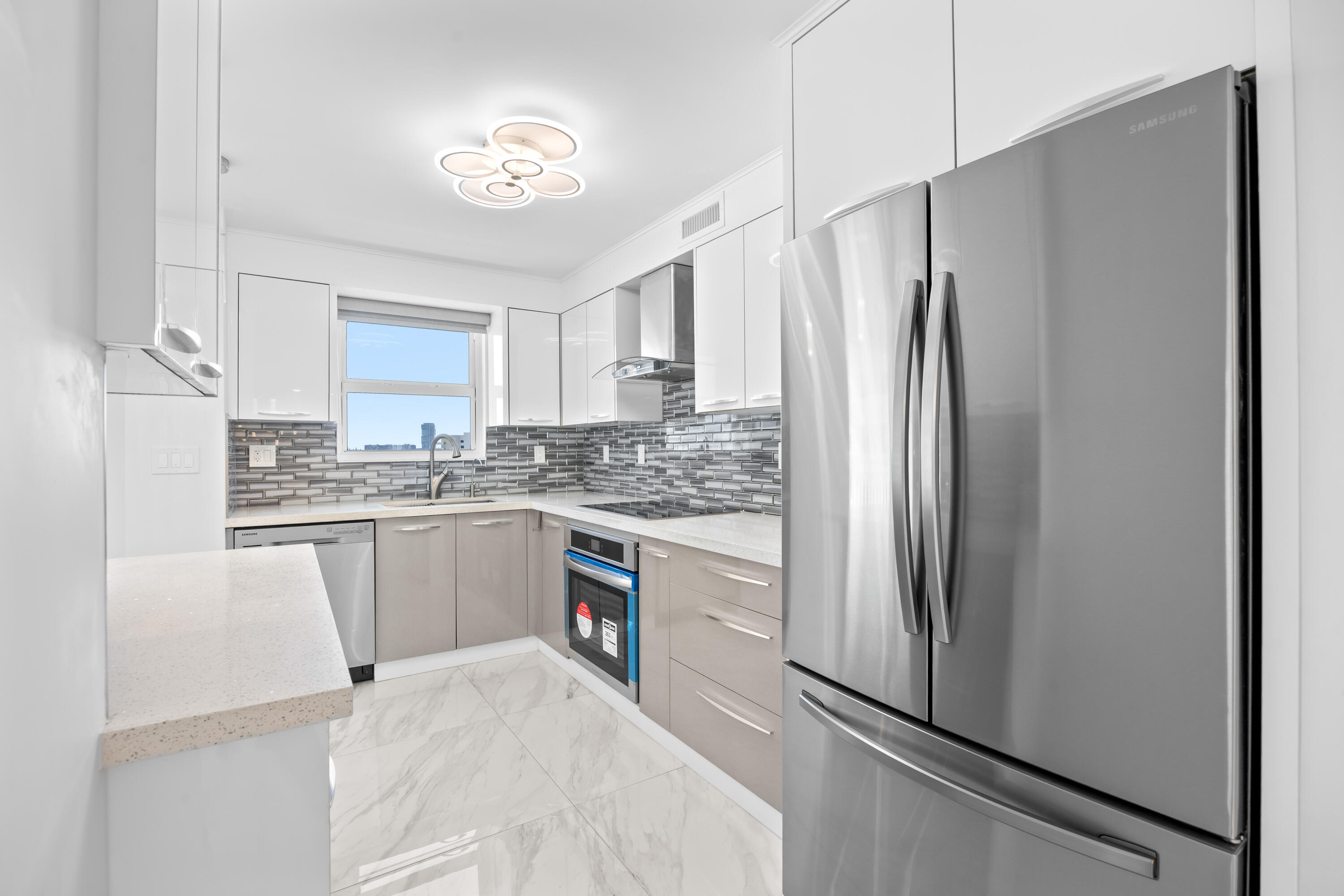 GOLDEN SURF TOWERS CONDO - Residential Lease