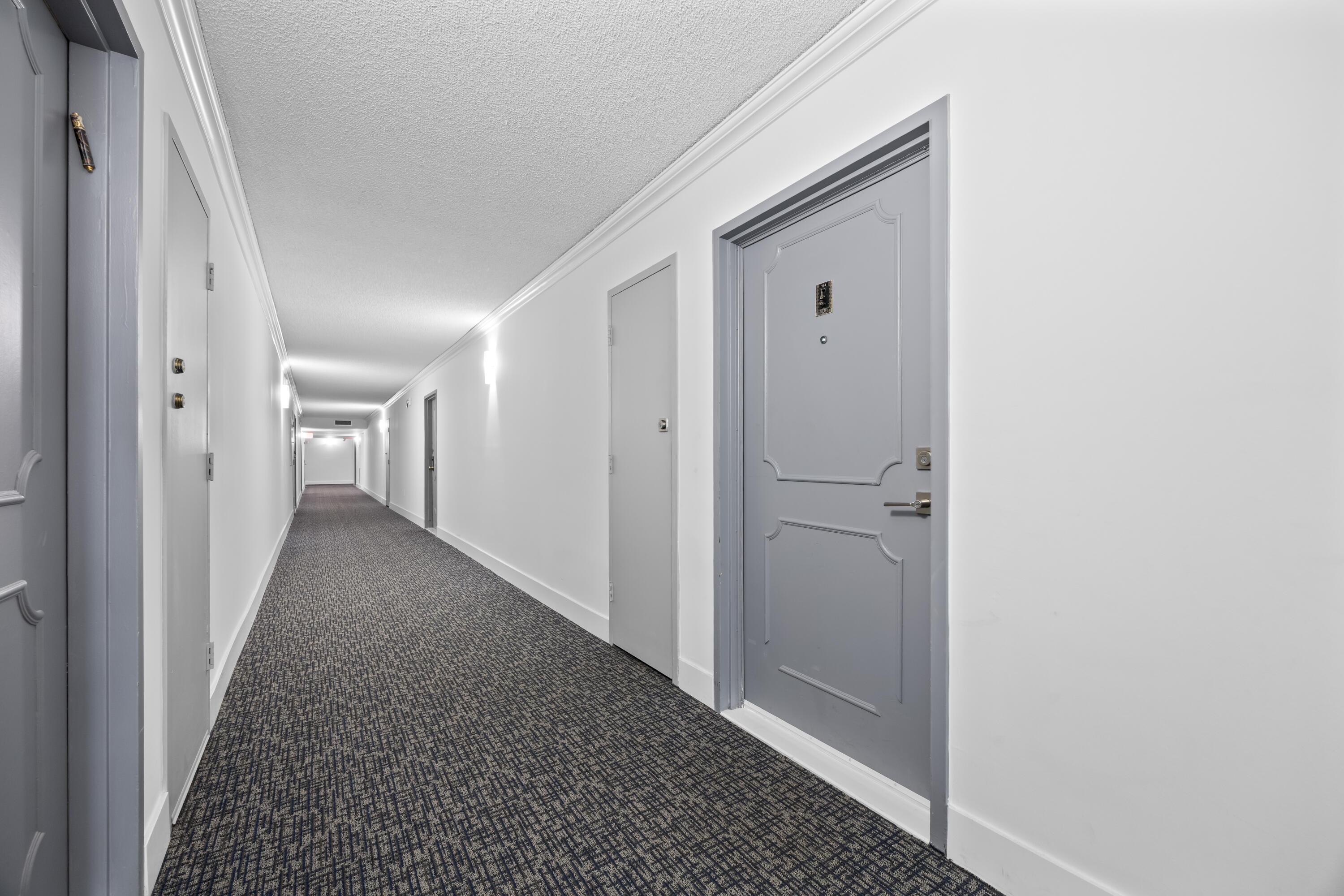 GOLDEN SURF TOWERS CONDO - Residential Lease