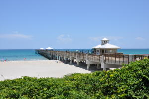 TEQUESTA OAKS - Residential
