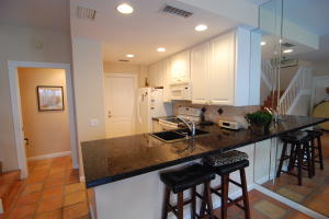 TEQUESTA OAKS - Residential