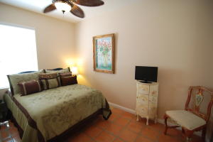 TEQUESTA OAKS - Residential