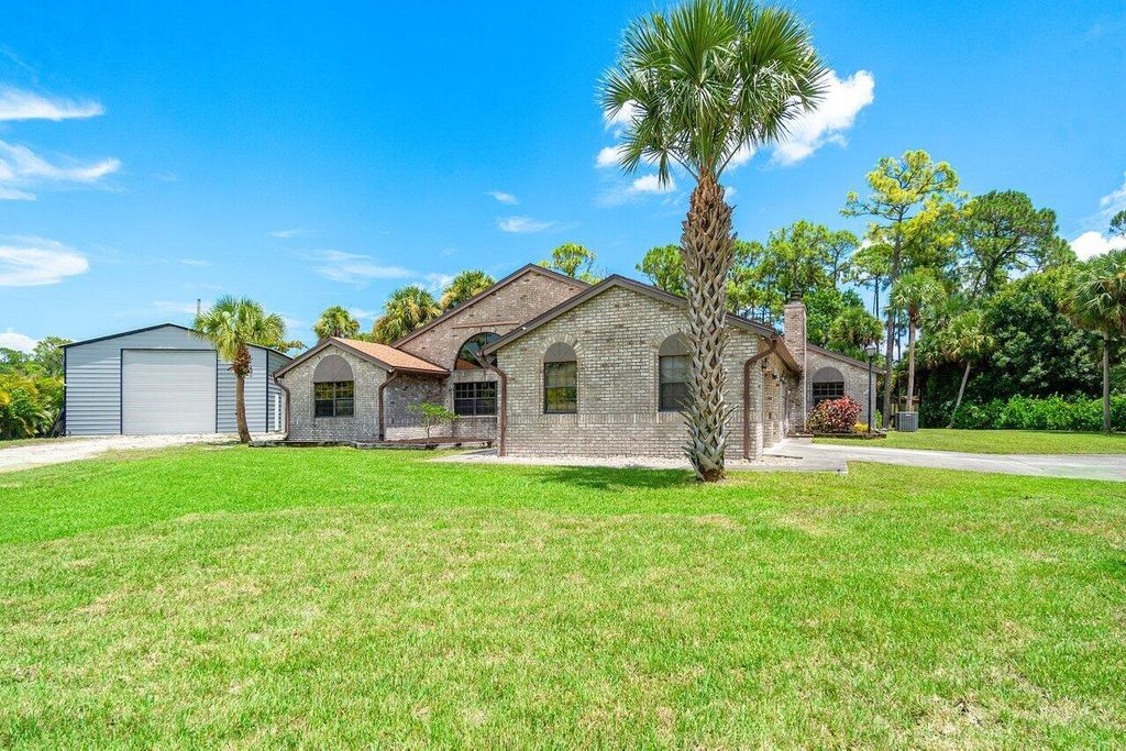 Photo of 16915 63rd Road N, Loxahatchee, FL 33470 (MLS # R11011921)