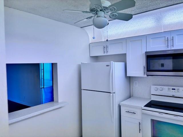 9233 SW 8th St 323