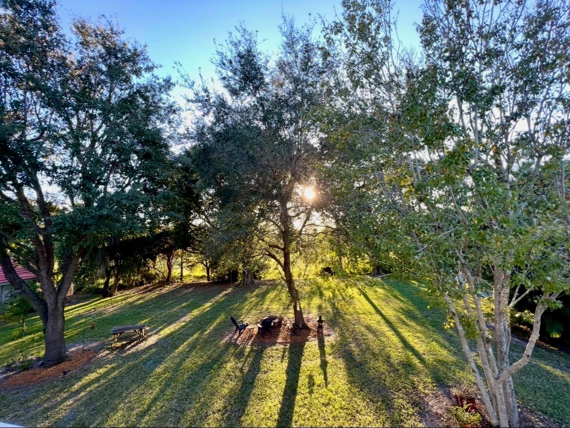 5020 SW Elk River Court, Palm City, FL, 34990/$795,900 2 5020 SW Elk River Court