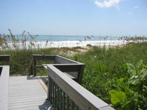 QUEEN'S COVE UNIT 2 - Residential