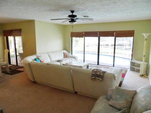 QUEEN'S COVE UNIT 2 - Residential