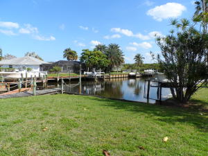 QUEEN'S COVE UNIT 2 - Residential