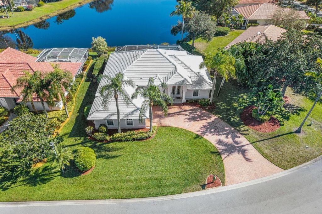 Photo of 1542 SW Mockingbird Circle, Port Saint Lucie, FL 34986 (MLS # R11152462)