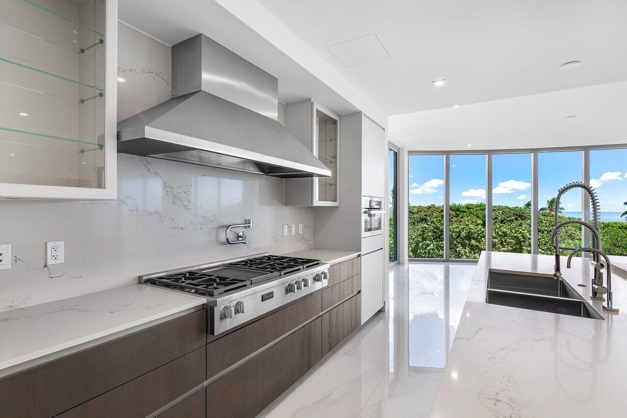 SEAGLASS CONDO - Residential