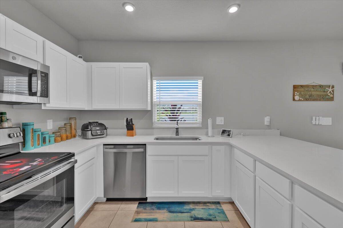 AVALON CROSSING PHASE II - Residential