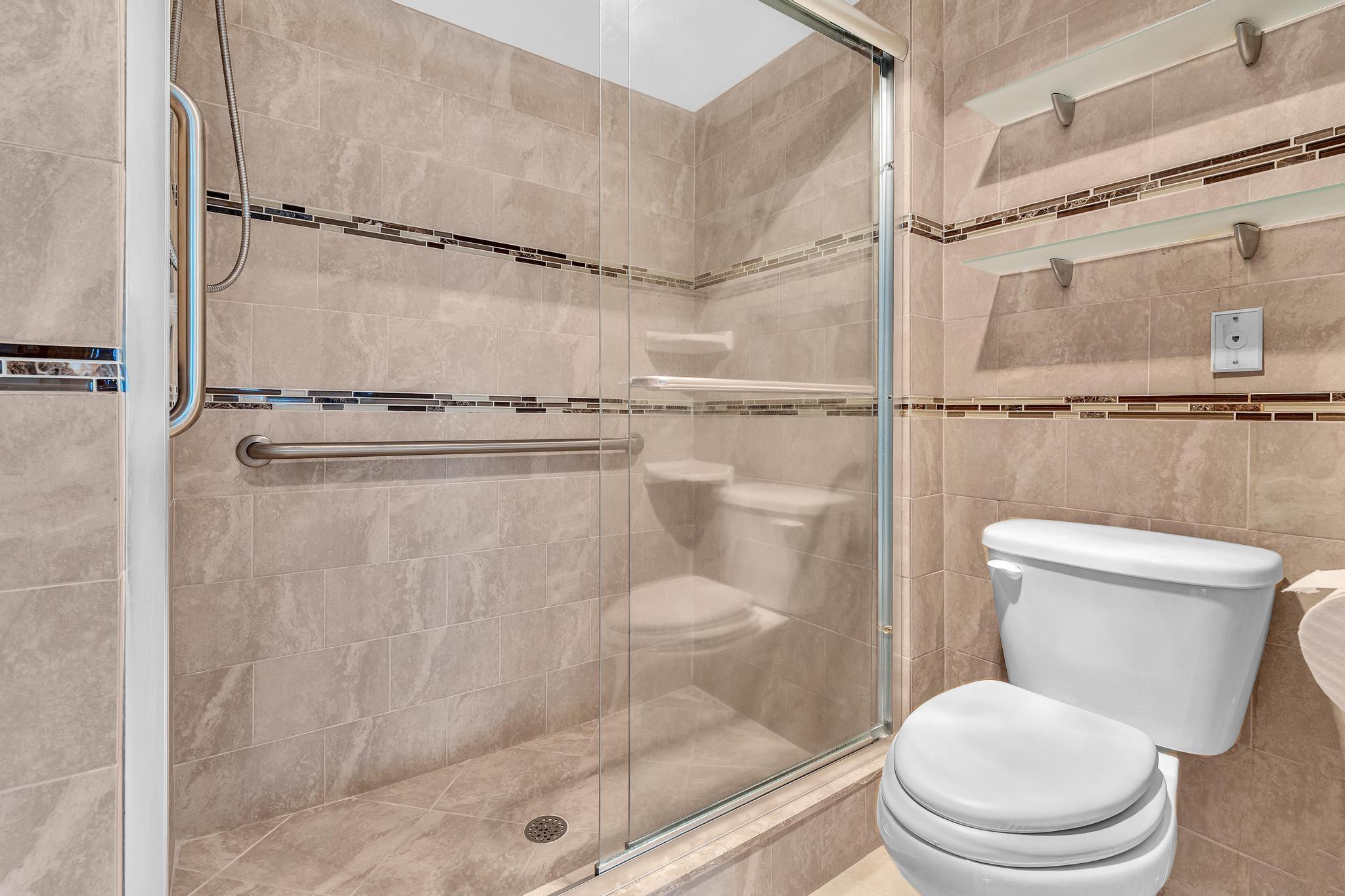 WELDON CONDOMINIUM F - Residential