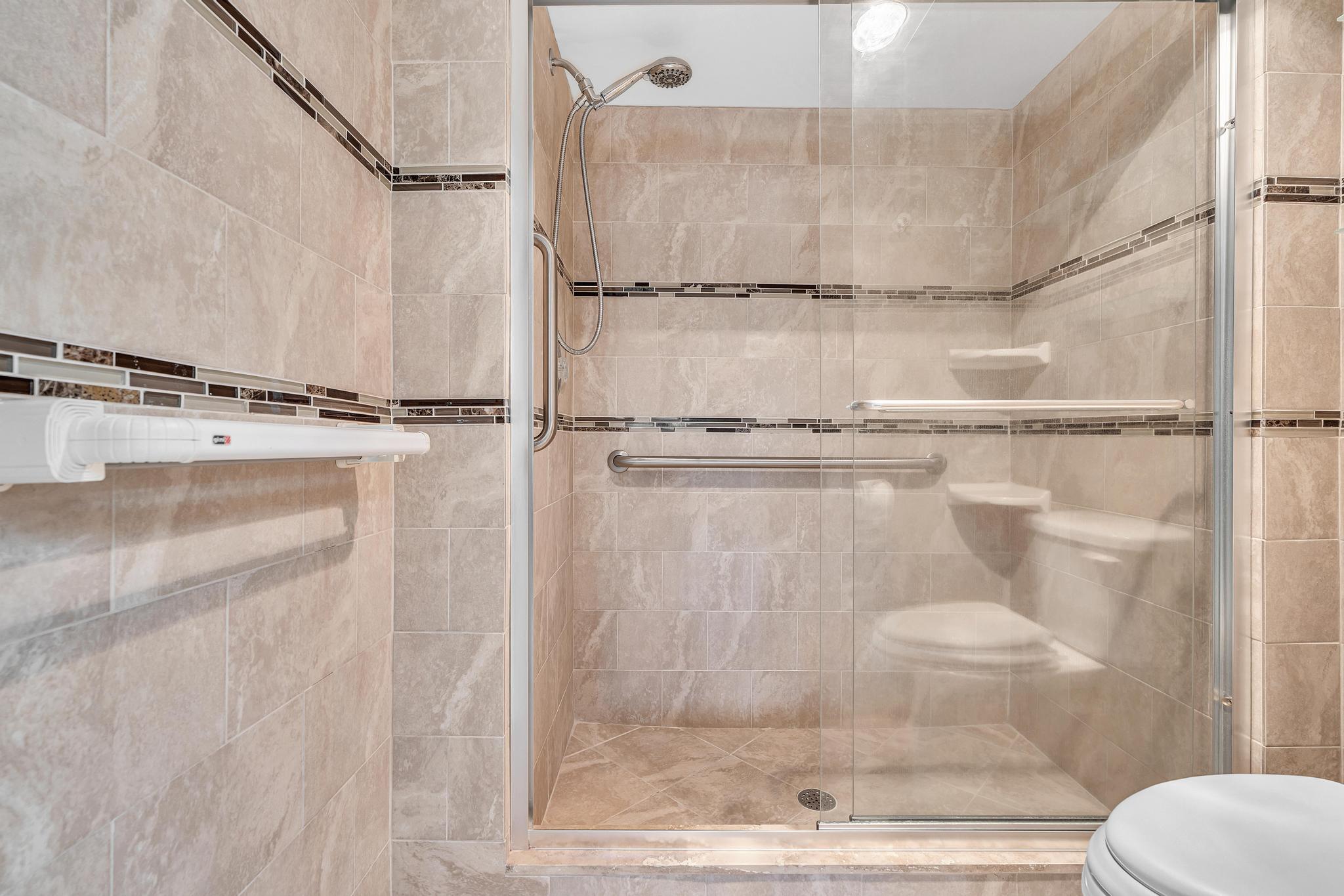 WELDON CONDOMINIUM F - Residential