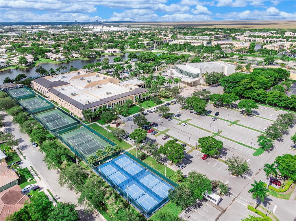 WELDON CONDOMINIUM F - Residential