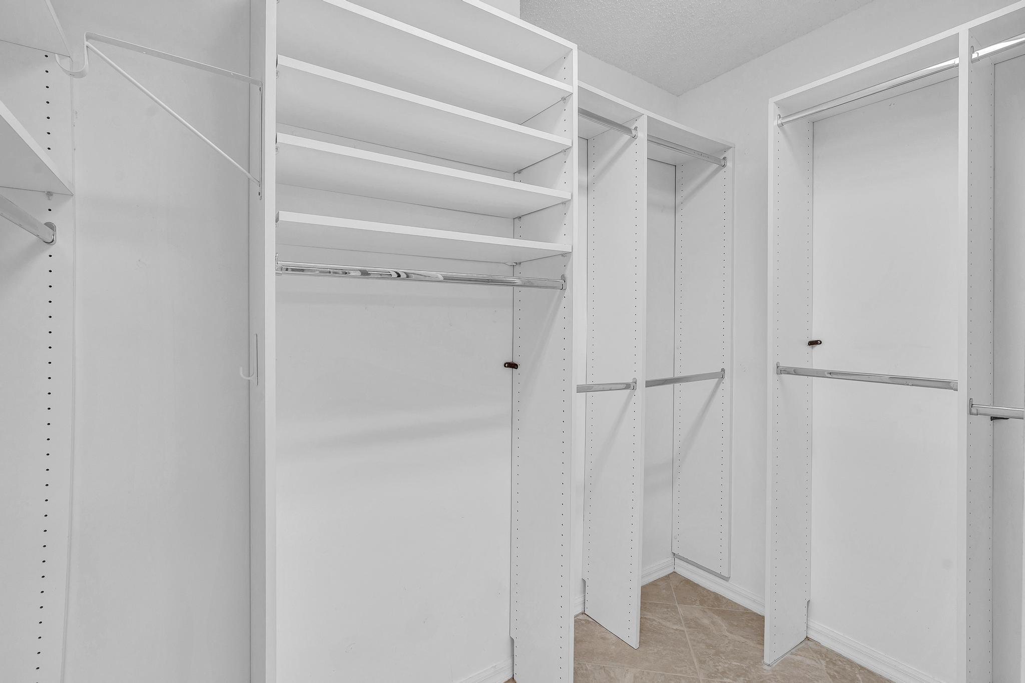 WELDON CONDOMINIUM F - Residential