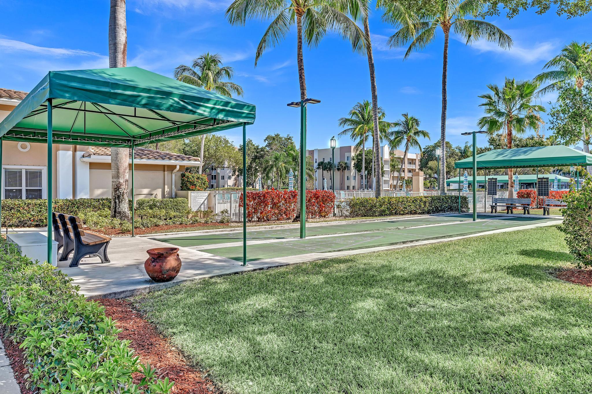 WELDON CONDOMINIUM F - Residential