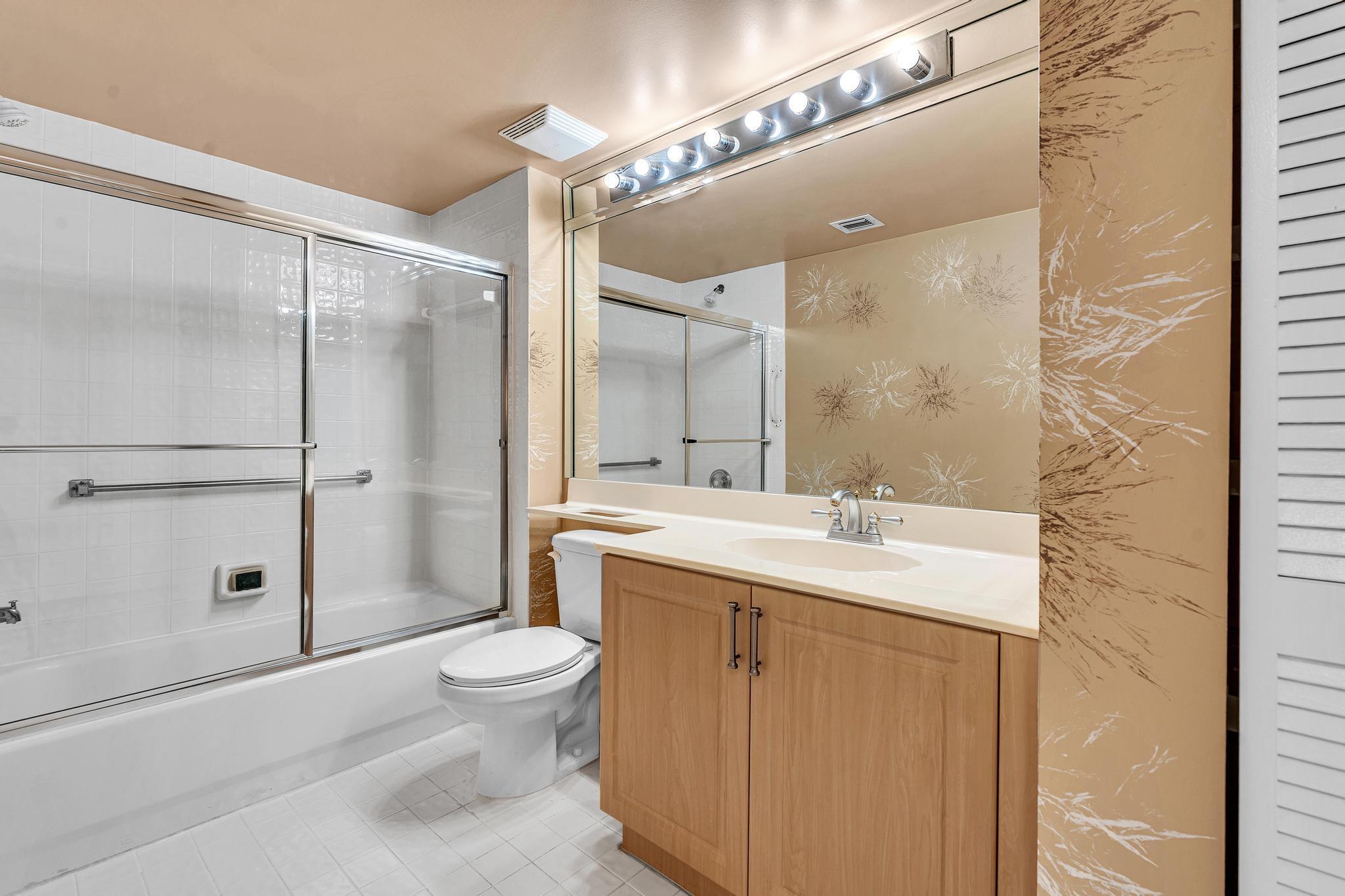 WELDON CONDOMINIUM F - Residential