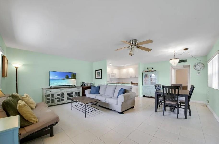 KINGS POINT FLANDERS COND - Residential