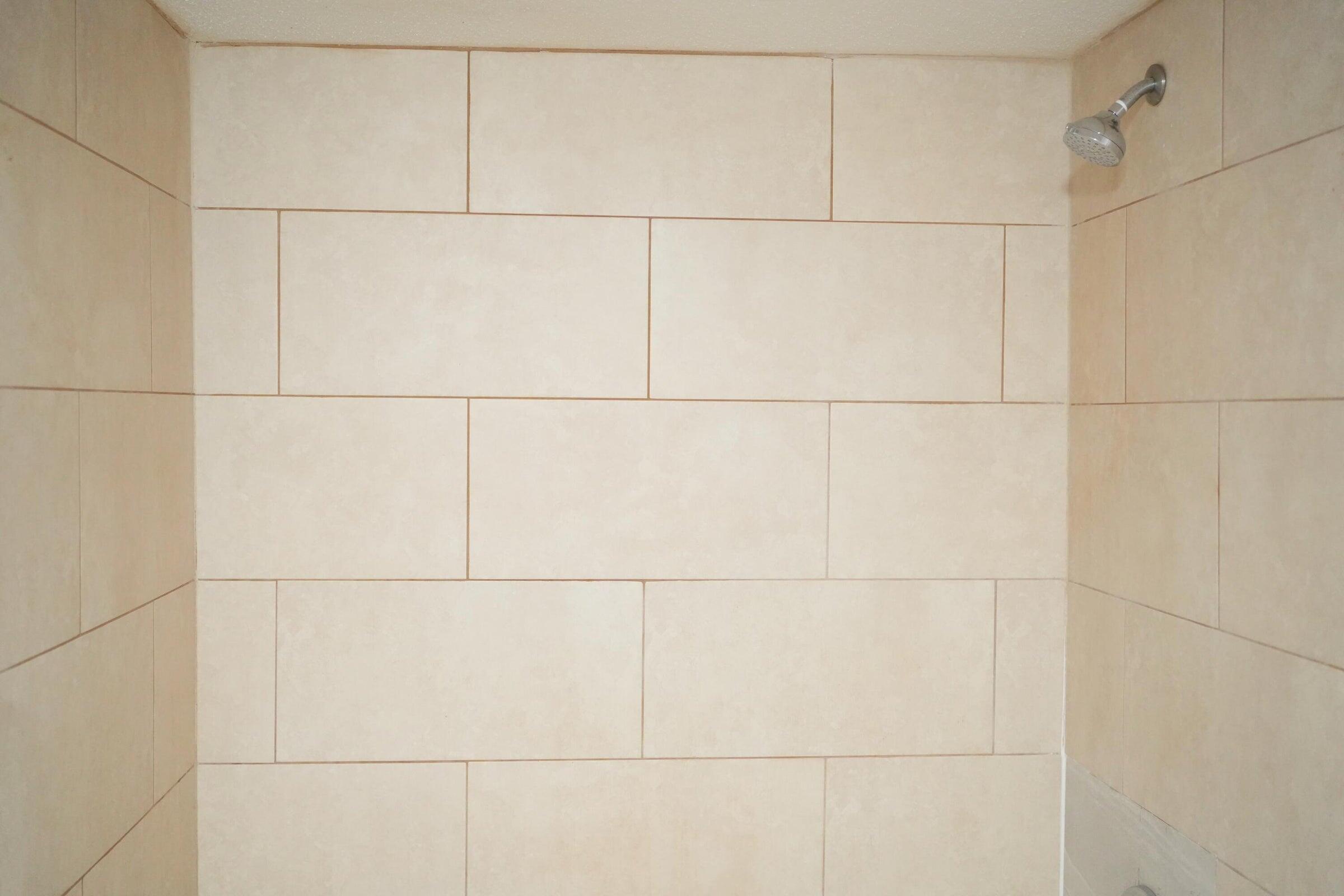 ST ANDREWS PALM BEACH CONDO V - Residential Lease