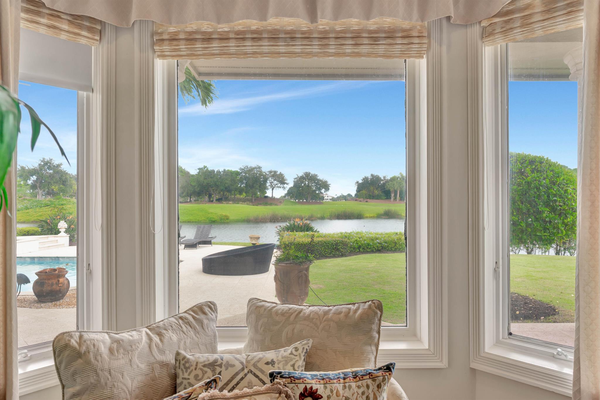 LOXAHATCHEE CLUB - Residential