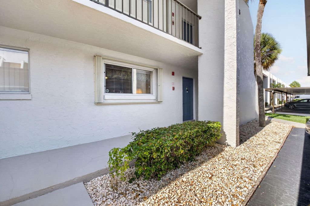 Photo of 2935 SW 22nd Avenue #108, Delray Beach, FL 33445 (MLS # B26030059)