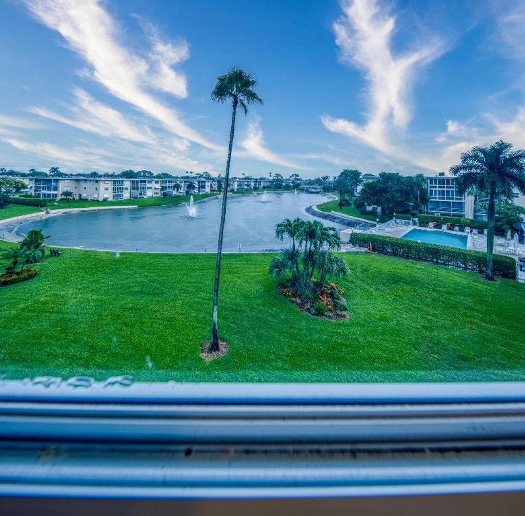 Photo of 2728 N Garden Drive #413, Lake Worth Beach, FL 33461 (MLS # R11126090)