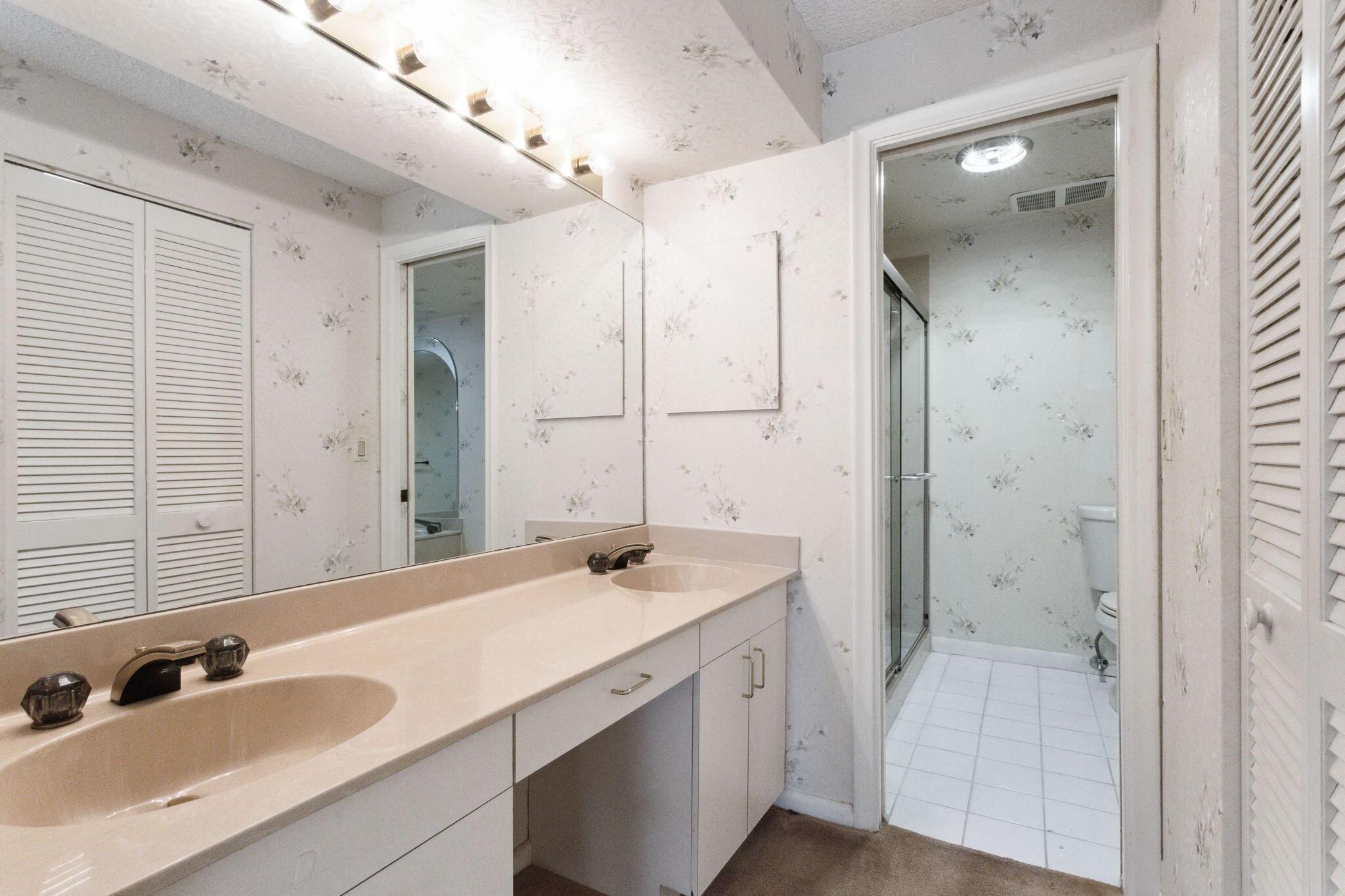 Lands End - Residential