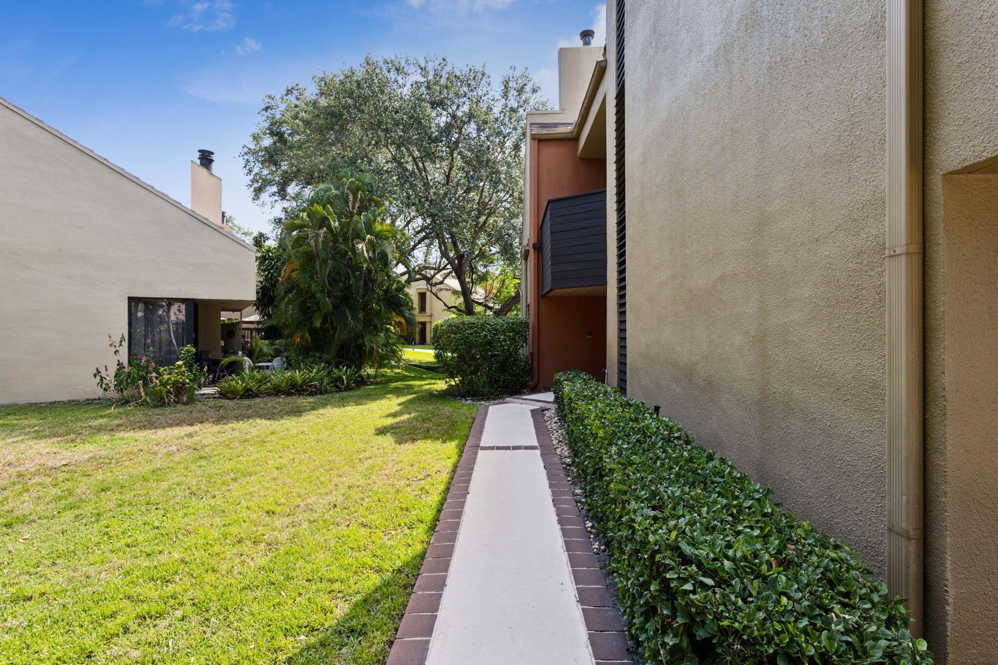 Lands End - Residential