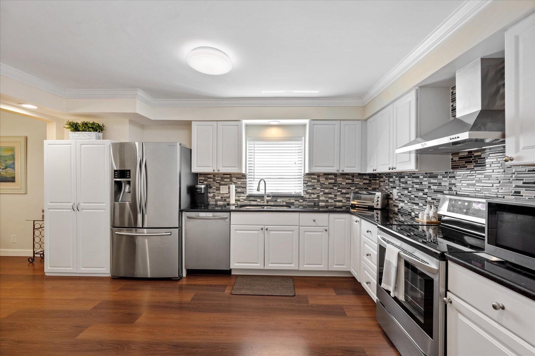200 Intracoastal Place 508
