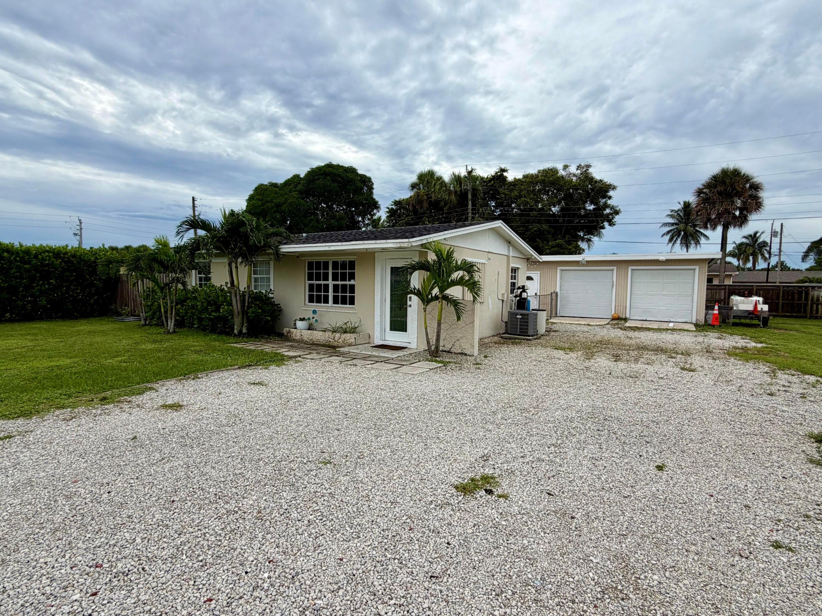 View photos, virtual tours, details... 3540 Amy Avenue