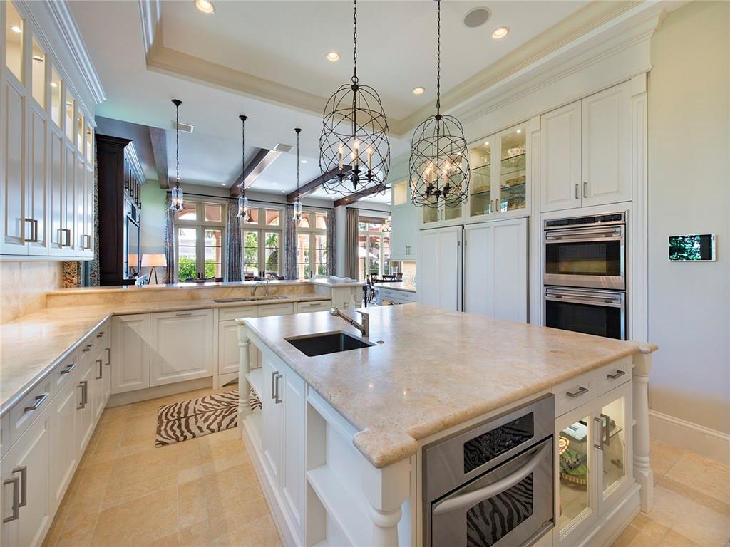 Lucille Island 37-19 B - Residential