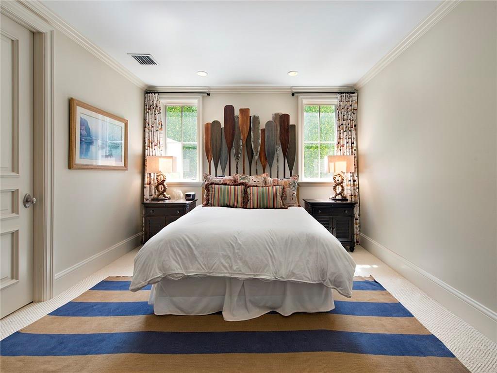 Lucille Island 37-19 B - Residential