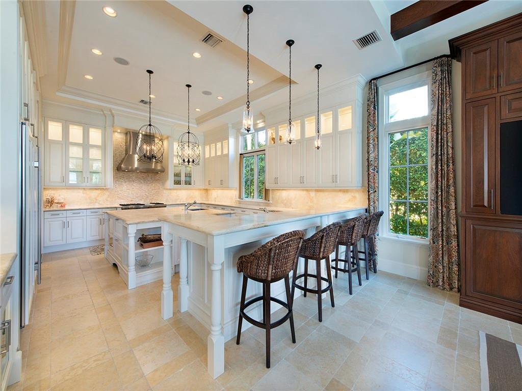 Lucille Island 37-19 B - Residential