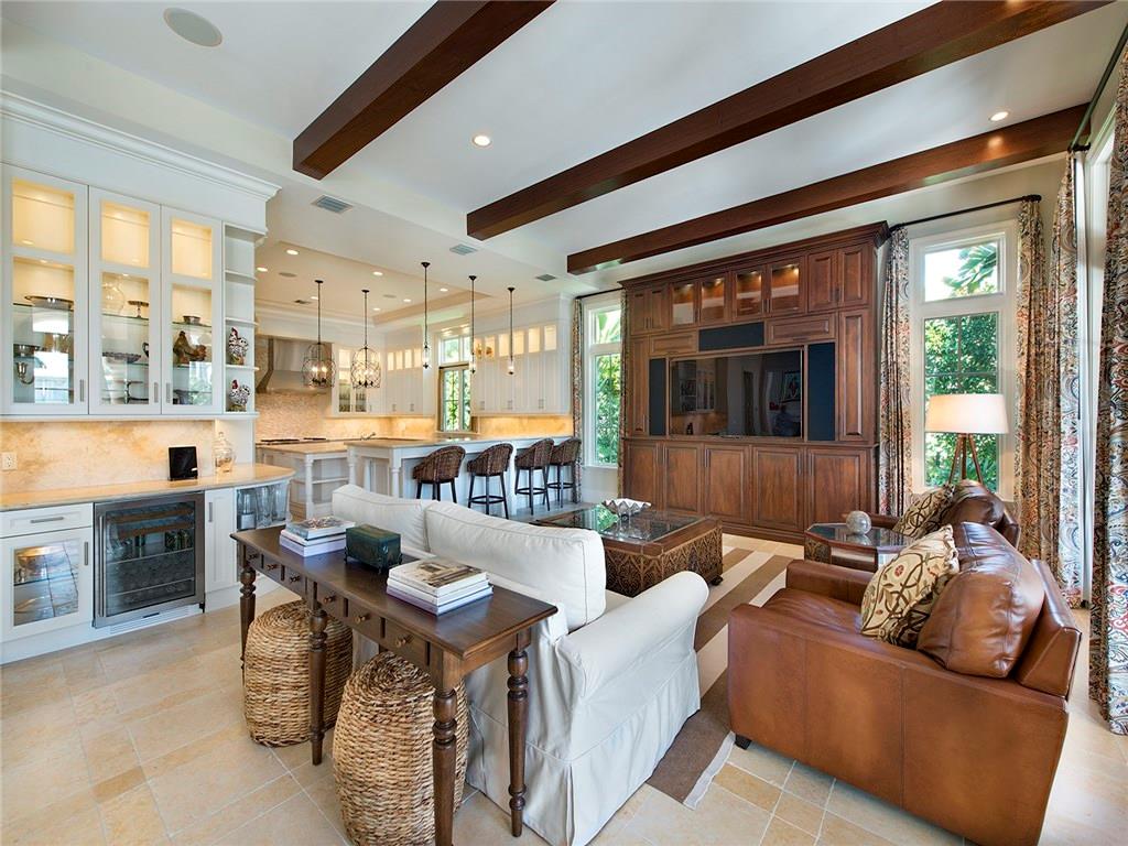 Lucille Island 37-19 B - Residential