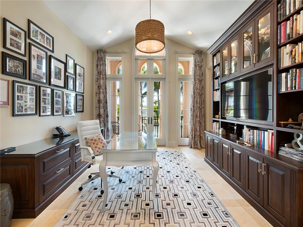 Lucille Island 37-19 B - Residential