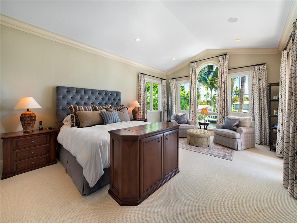 Lucille Island 37-19 B - Residential