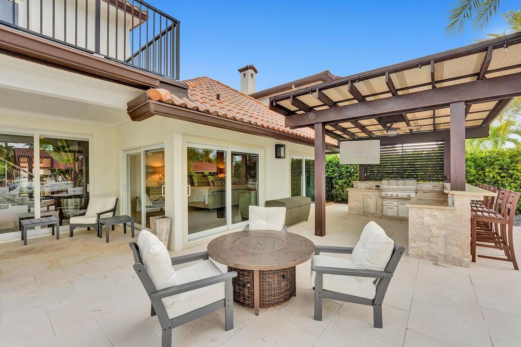 CORAL KEY VILLAS 6TH SEC - Residential