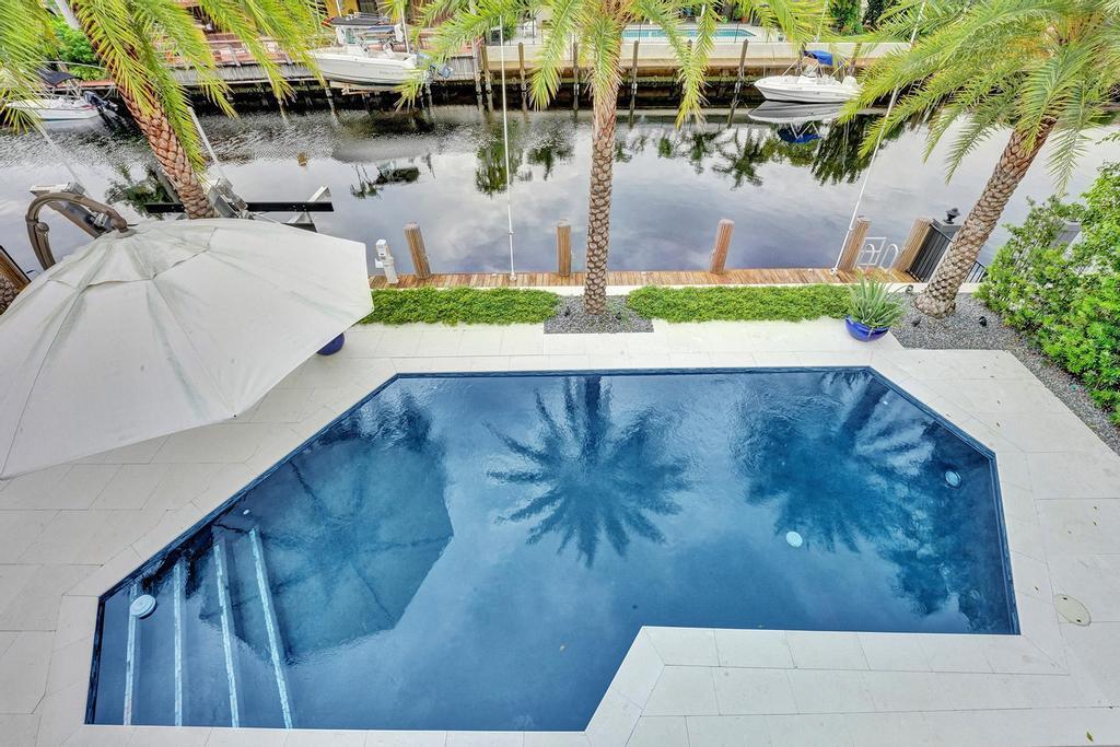 CORAL KEY VILLAS 6TH SEC - Residential