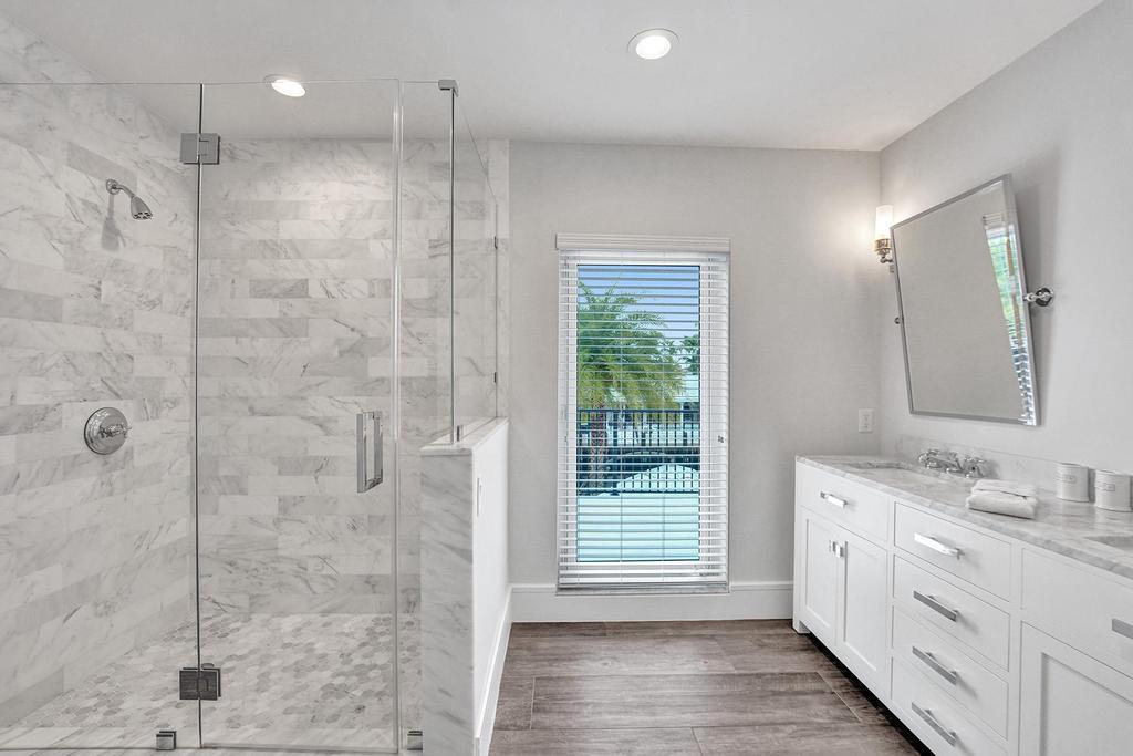 CORAL KEY VILLAS 6TH SEC - Residential