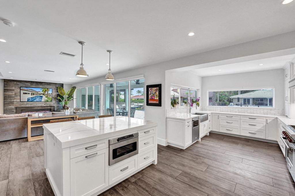 CORAL KEY VILLAS 6TH SEC - Residential