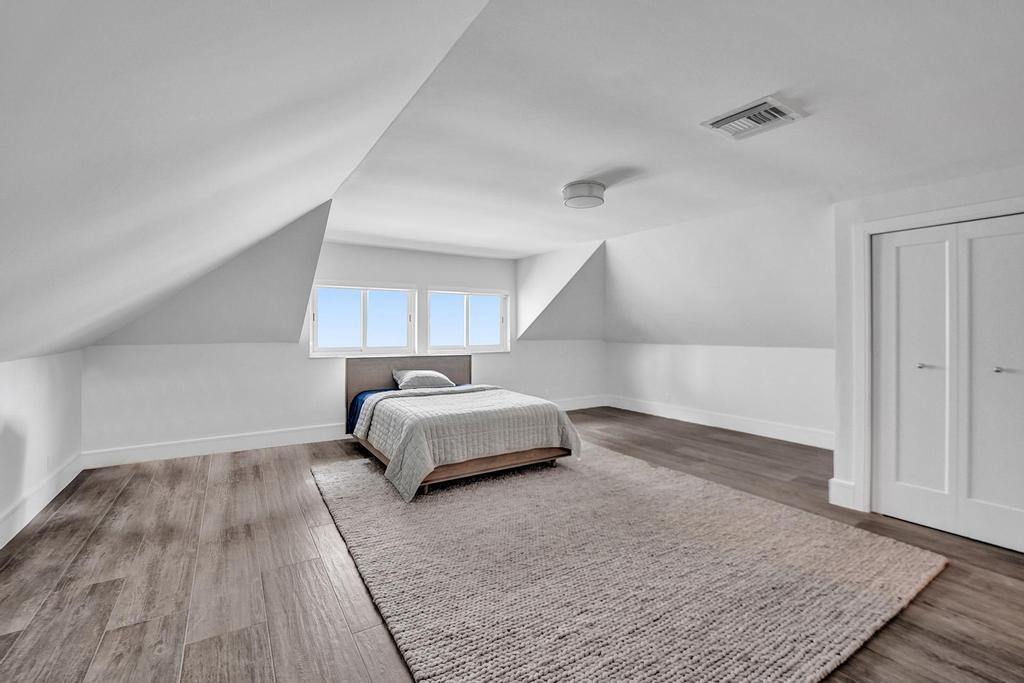 CORAL KEY VILLAS 6TH SEC - Residential