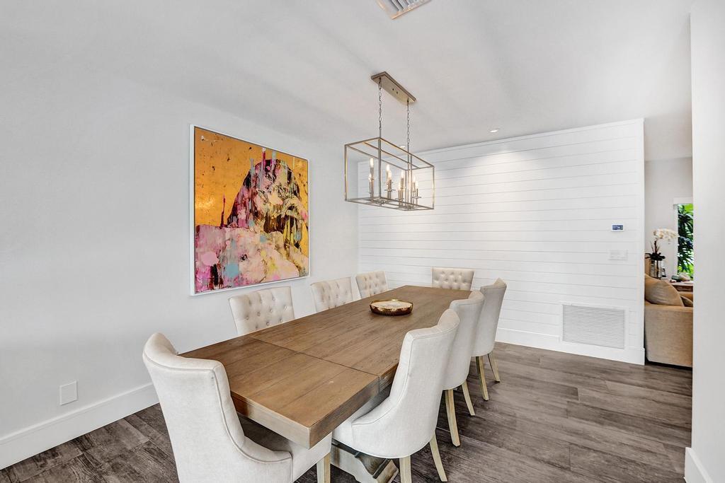 CORAL KEY VILLAS 6TH SEC - Residential