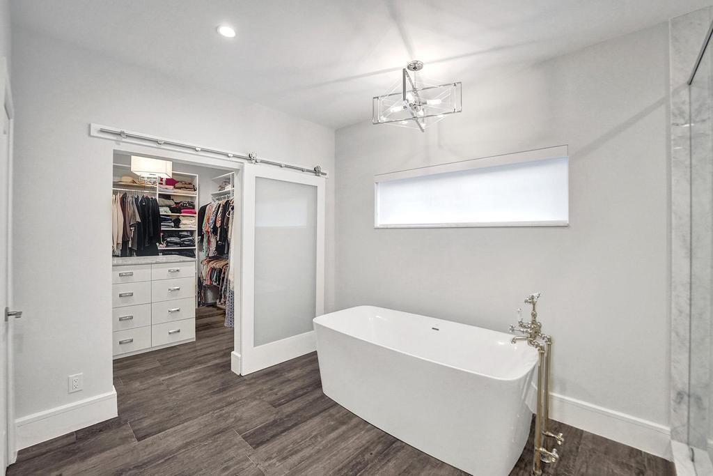 CORAL KEY VILLAS 6TH SEC - Residential