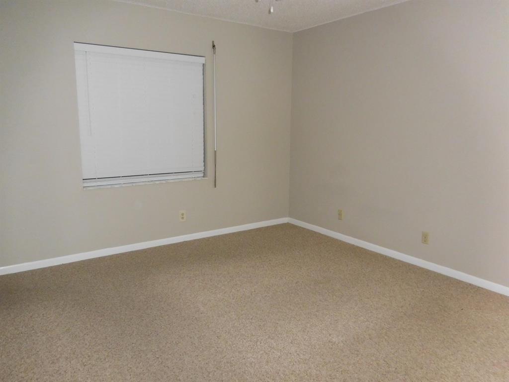 VILLAGES OF WOODLAKE 2 - Residential