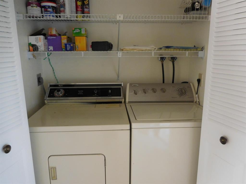 VILLAGES OF WOODLAKE 2 - Residential