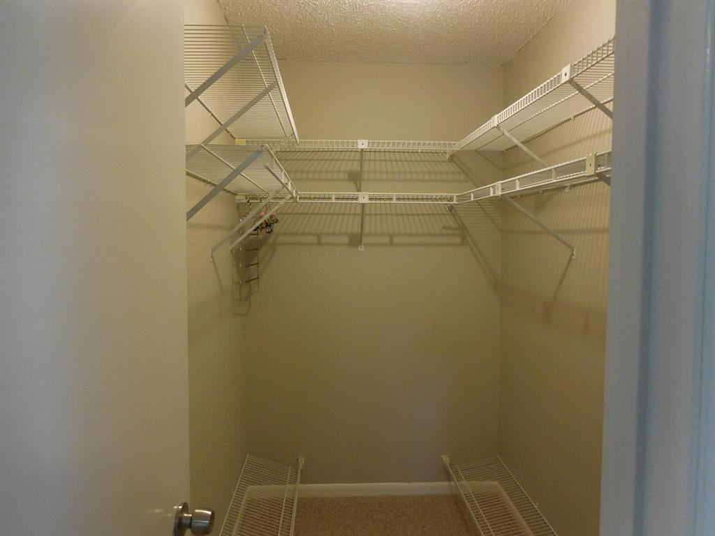 VILLAGES OF WOODLAKE 2 - Residential