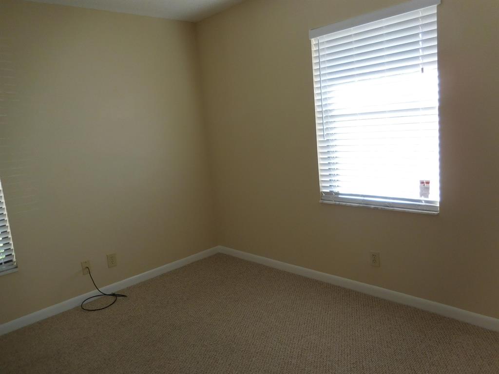 VILLAGES OF WOODLAKE 2 - Residential