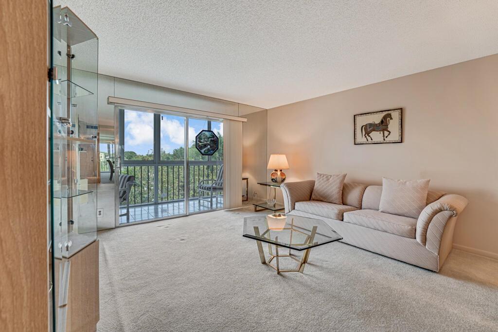 7301 Amberly Lane 407