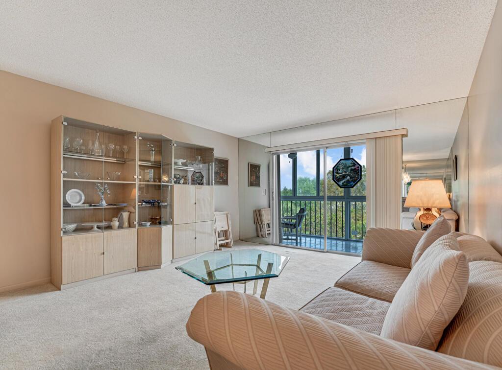 7301 Amberly Lane 407