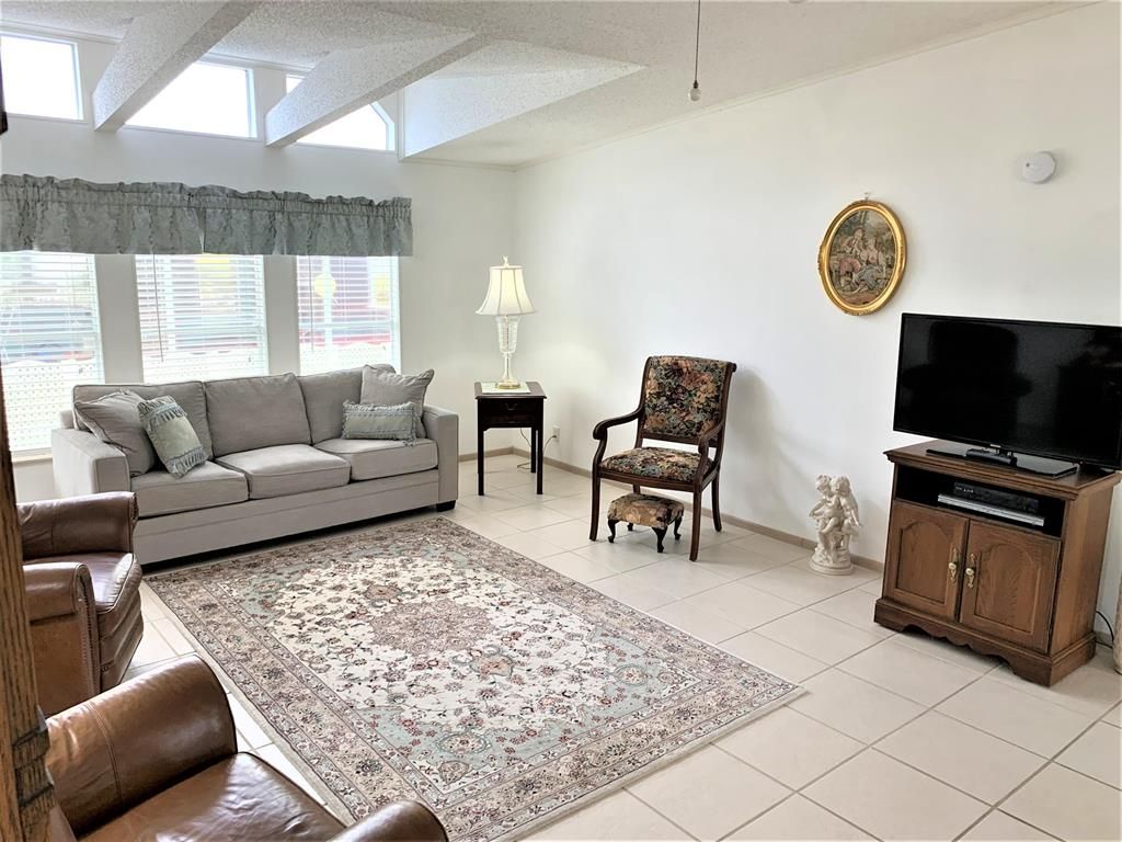 Photo of 2499 SW Olds Place, Stuart, FL 34997 (MLS # R10688559)